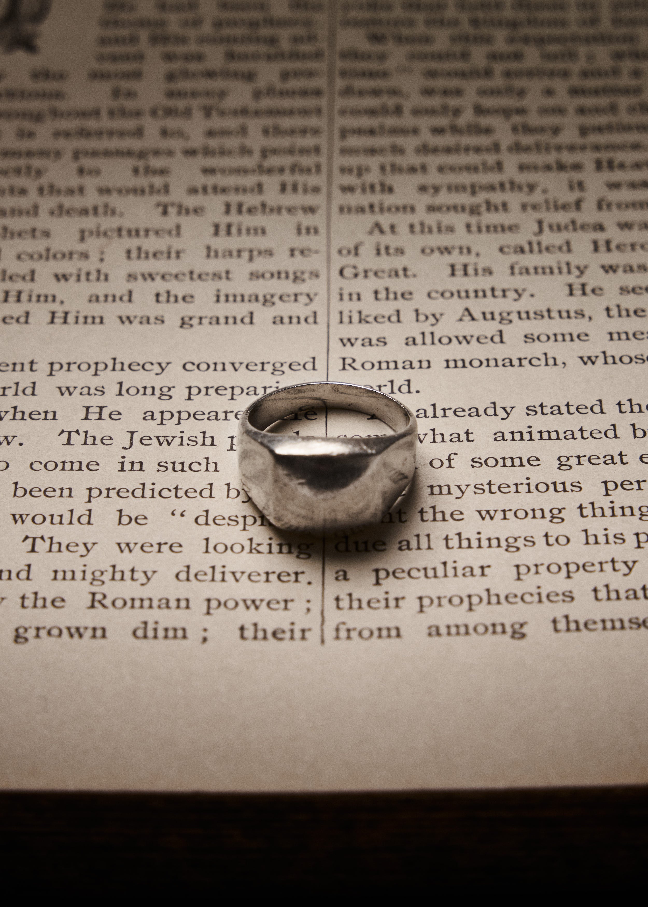 Ravenhill Signet Ring