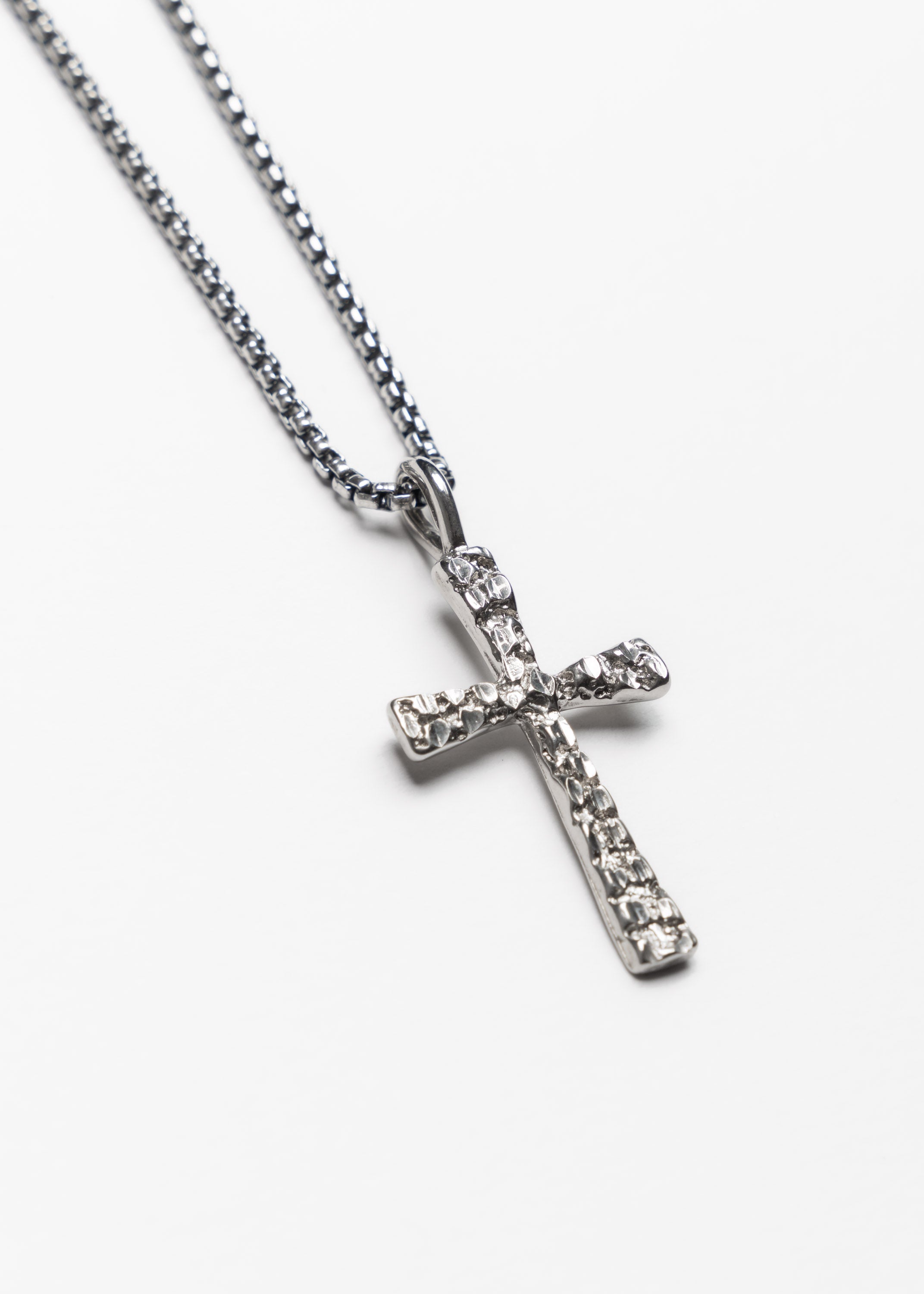 Seymour Cross Pendant Necklace