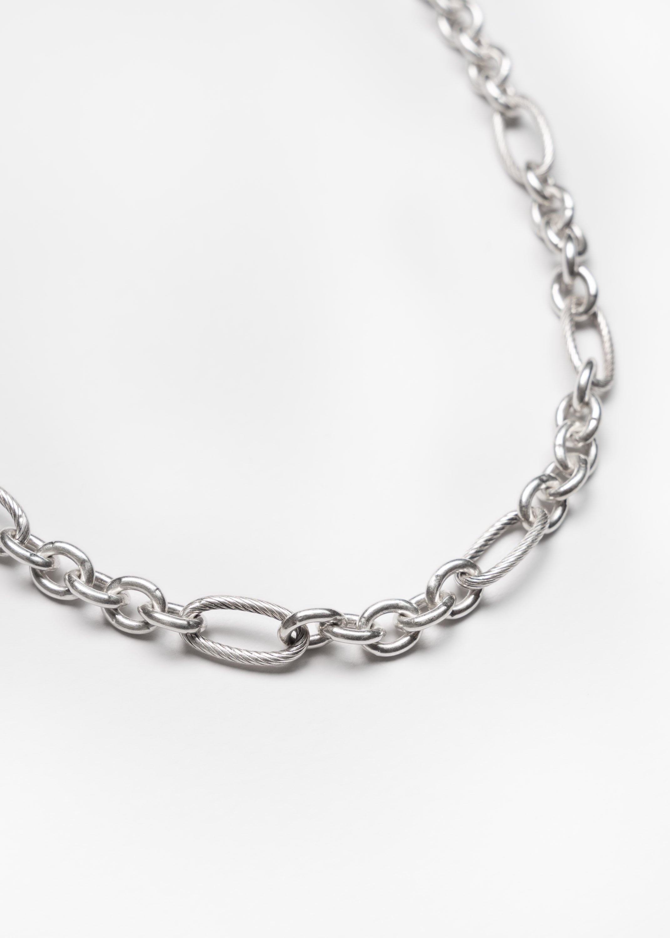 Novelle Large Link Necklace
