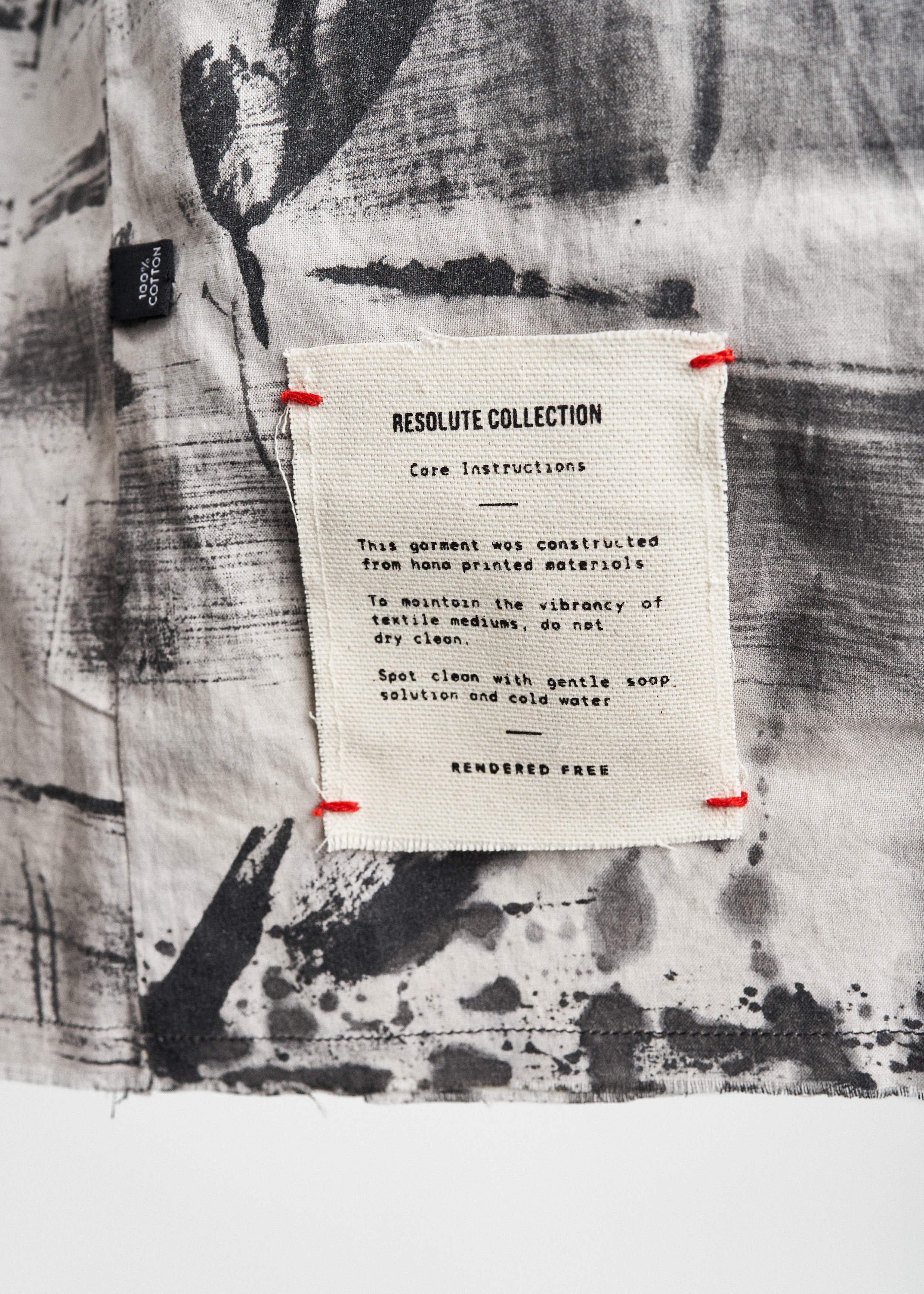 Resolute 01