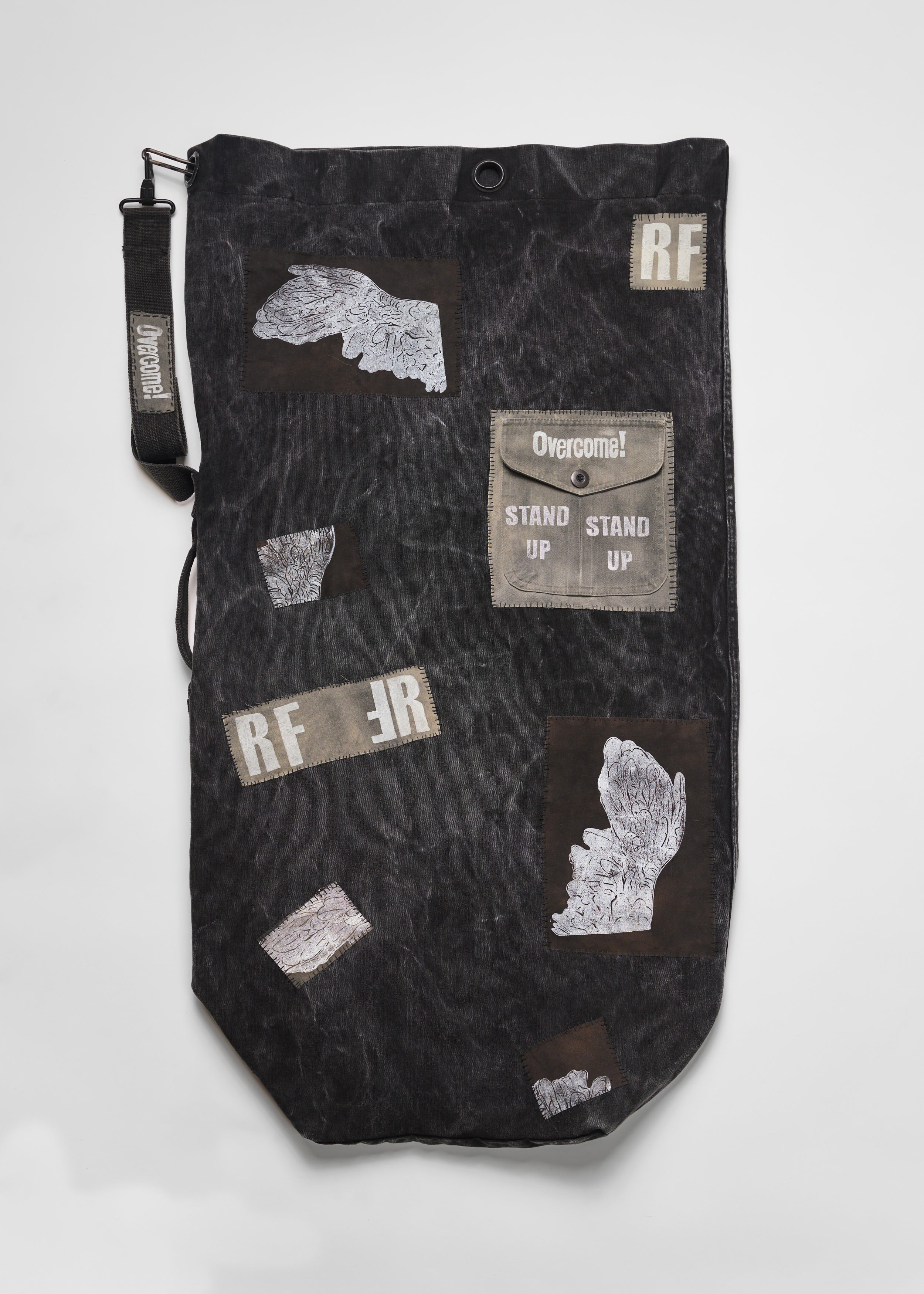 Tennent’s Triumph Printed Travel Bag