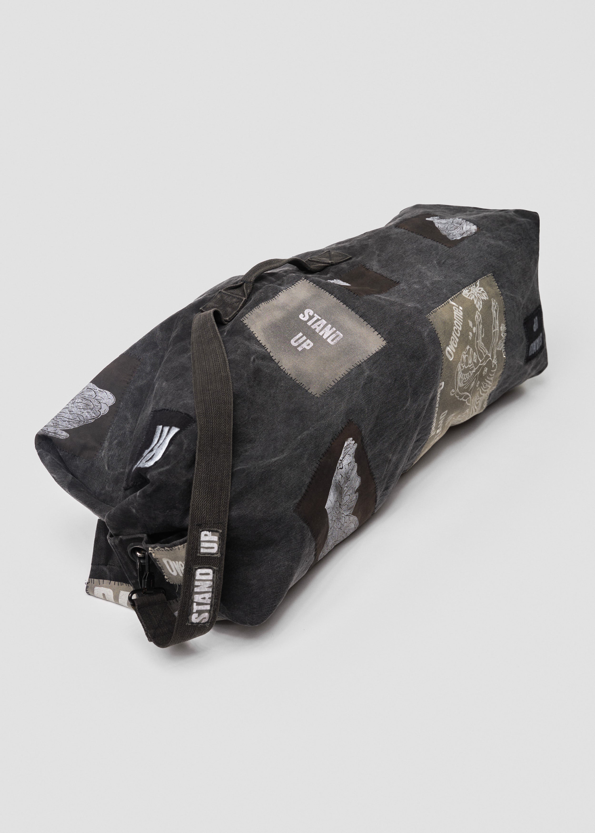 Tennent’s Triumph Printed Travel Bag